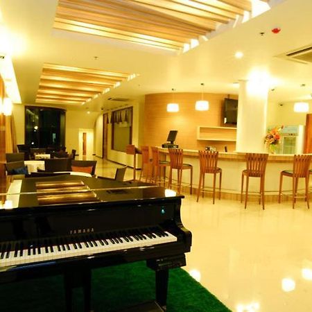 Much-Che Manta Boutique Hotel Udon Thani Exteriör bild