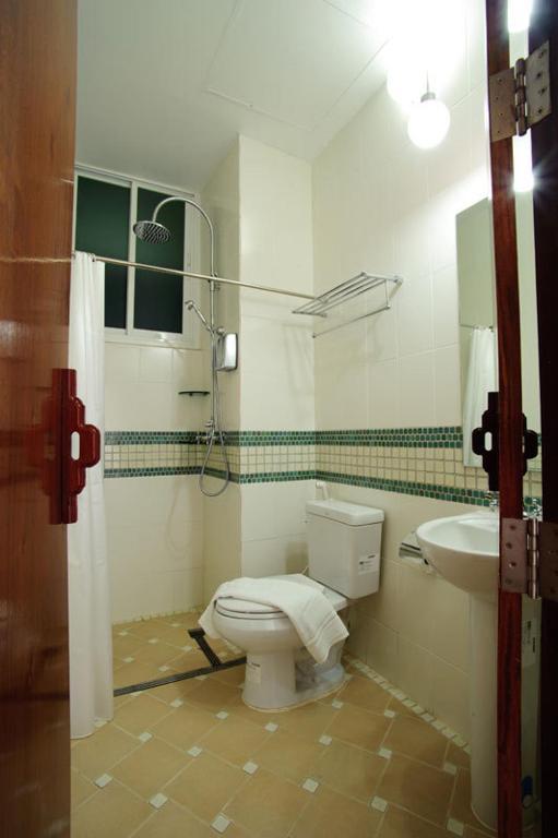 Much-Che Manta Boutique Hotel Udon Thani Rum bild